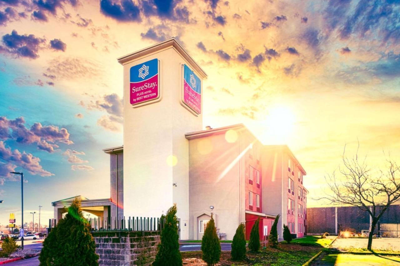 Days Inn By Wyndham Portland East Экстерьер фото